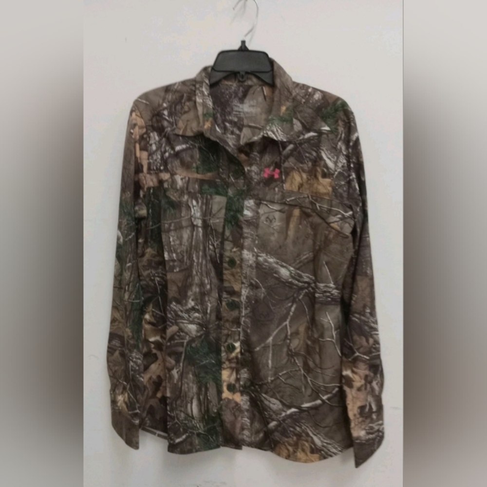 Women’s Under Armour Realtree Camo Button-Up Shirt XL